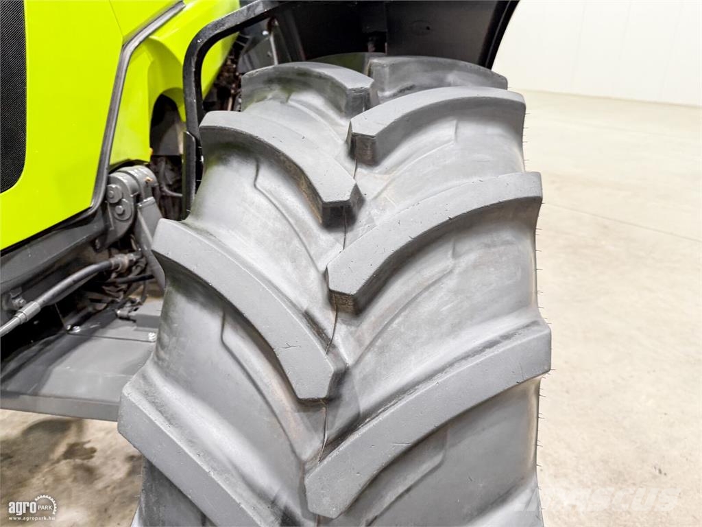 CLAAS Arion 610 Hexashift 24/24 50 km/h, rug. híd, rug. Traktoren