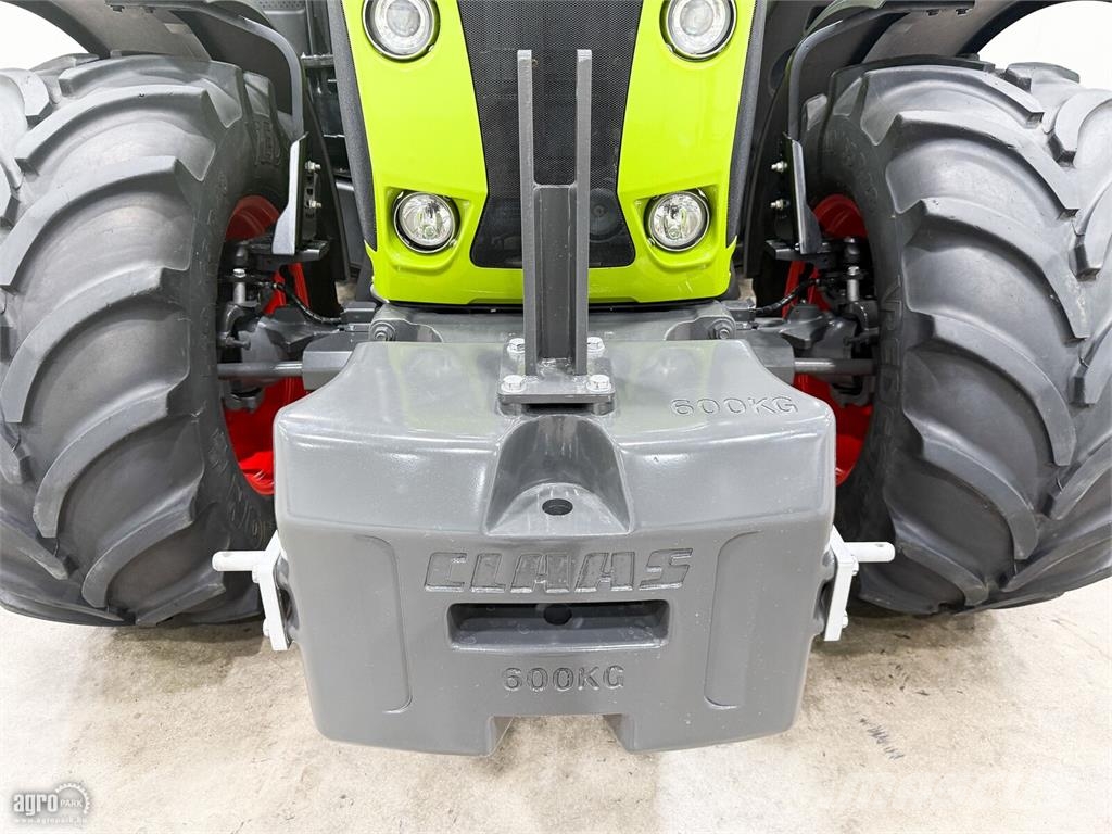 CLAAS Arion 610 Hexashift 24/24 50 km/h váltó, rugózott Трактори
