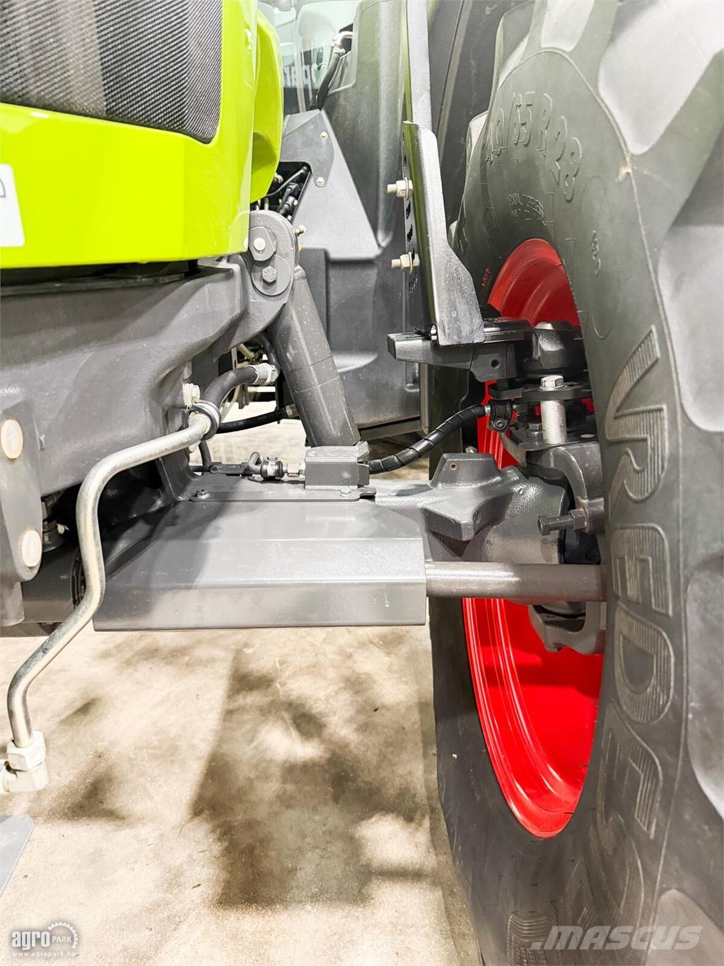 CLAAS Arion 610 Hexashift 24/24 50 km/h váltó, rugózott Трактори
