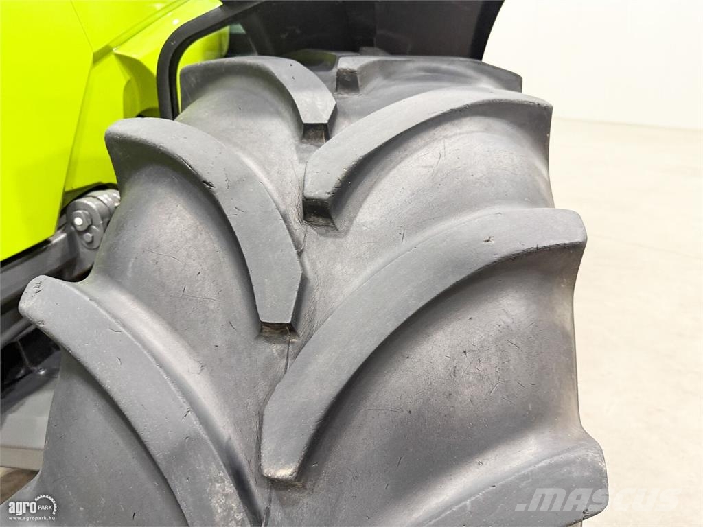CLAAS Arion 610 Hexashift 24/24 50 km/h váltó, rugózott Трактори
