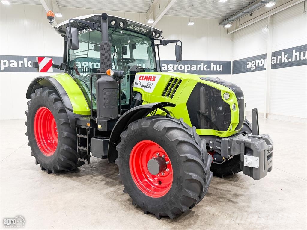 CLAAS Arion 610 Hexashift 24/24 50 km/h váltó, rugózott Трактори