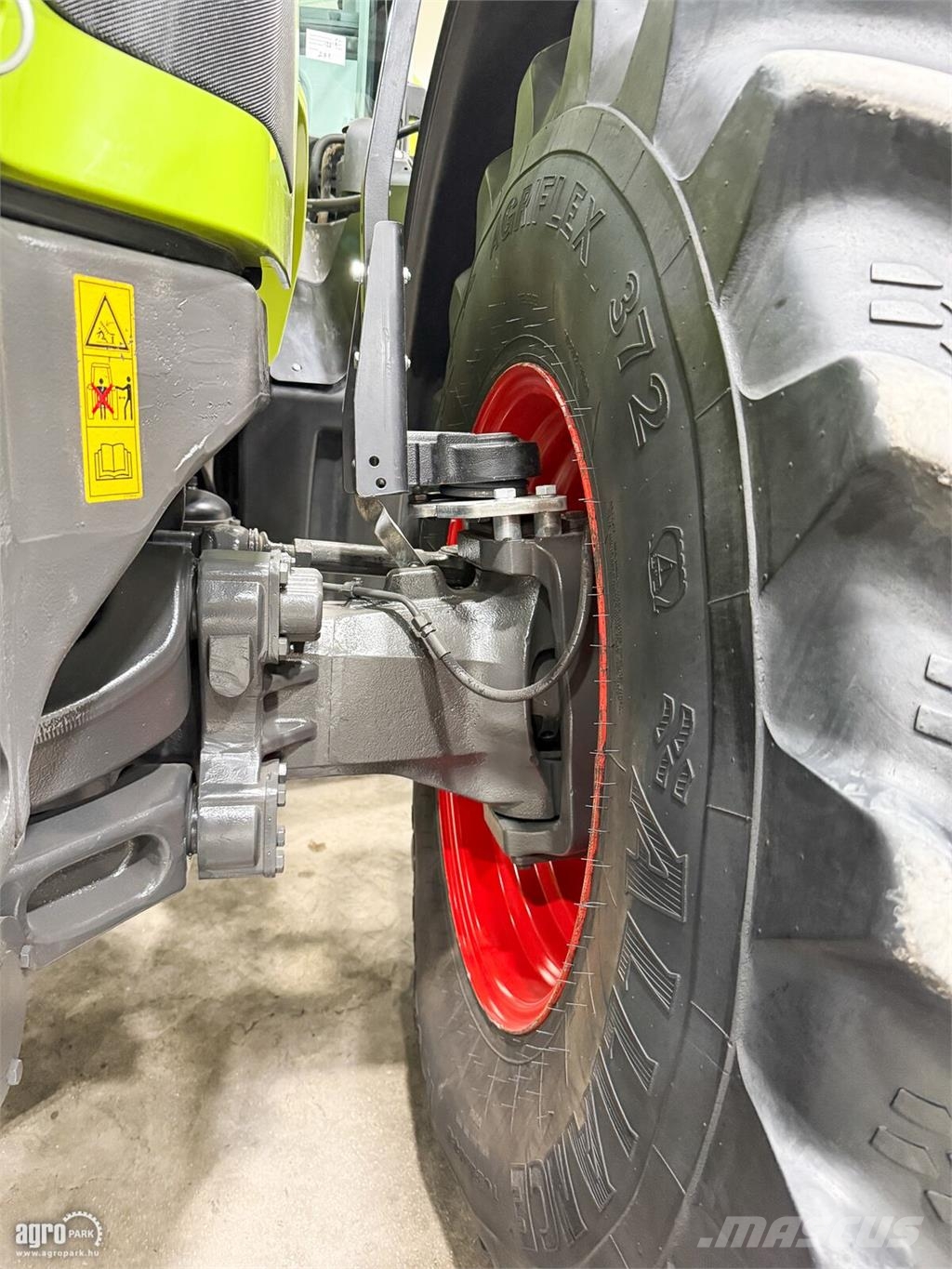 CLAAS Axion 940 CEBIS CMATIC 50 km/h, rugózott híd, rugó Трактори
