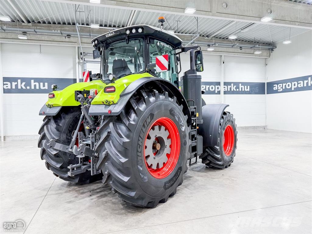 CLAAS Axion 960 CMATIC 50 km/h váltó, rugózott híd, rugó Tractoren