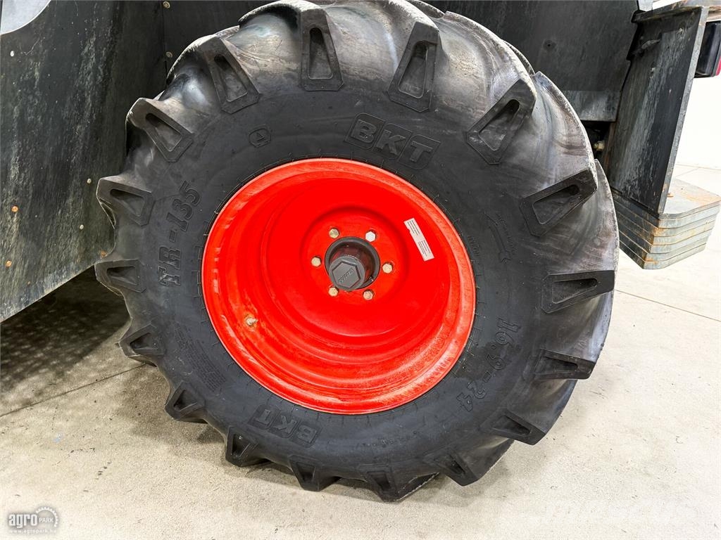 CLAAS Jaguar 850 RU 450 Xtra 6 soros kukorica adapter, P Strojevi za krmu na vlastiti pogon