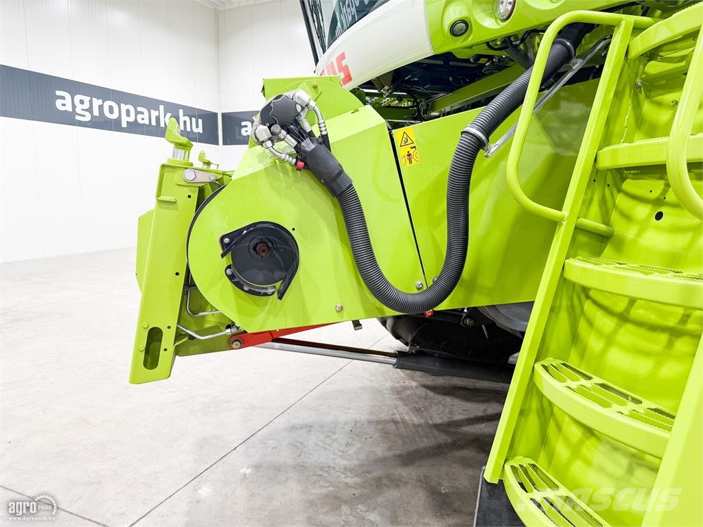 CLAAS Lexion 650 6 ládás, 6,8 m V680 vágóasztal, szállít Kombinované zberacie stroje