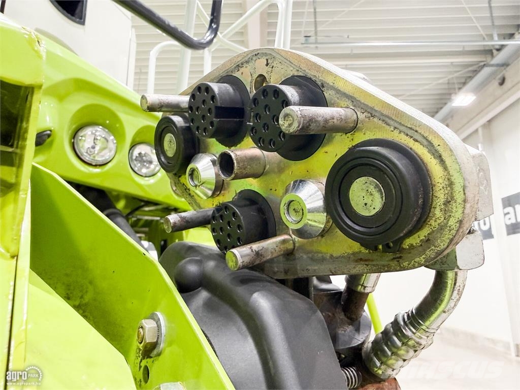 CLAAS Lexion 650 6 ládás, 6,8 m V680 vágóasztal, szállít Kombinované zberacie stroje