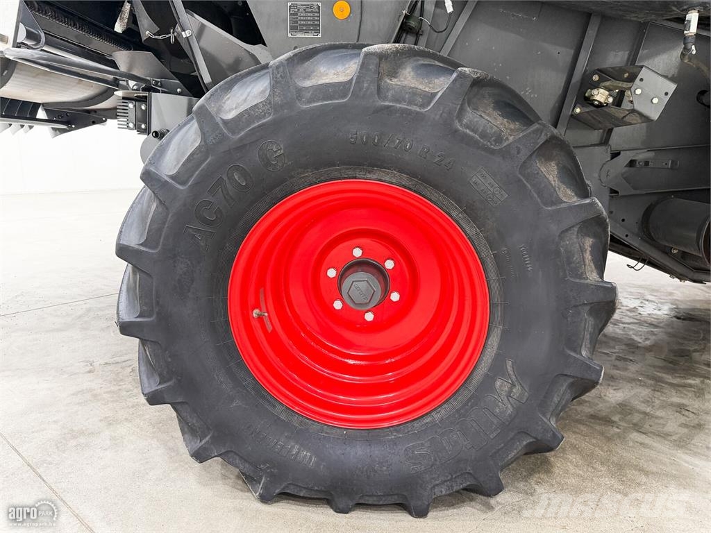 CLAAS Lexion 650 6 ládás, 6,8 m V680 vágóasztal, szállít Kombinované zberacie stroje