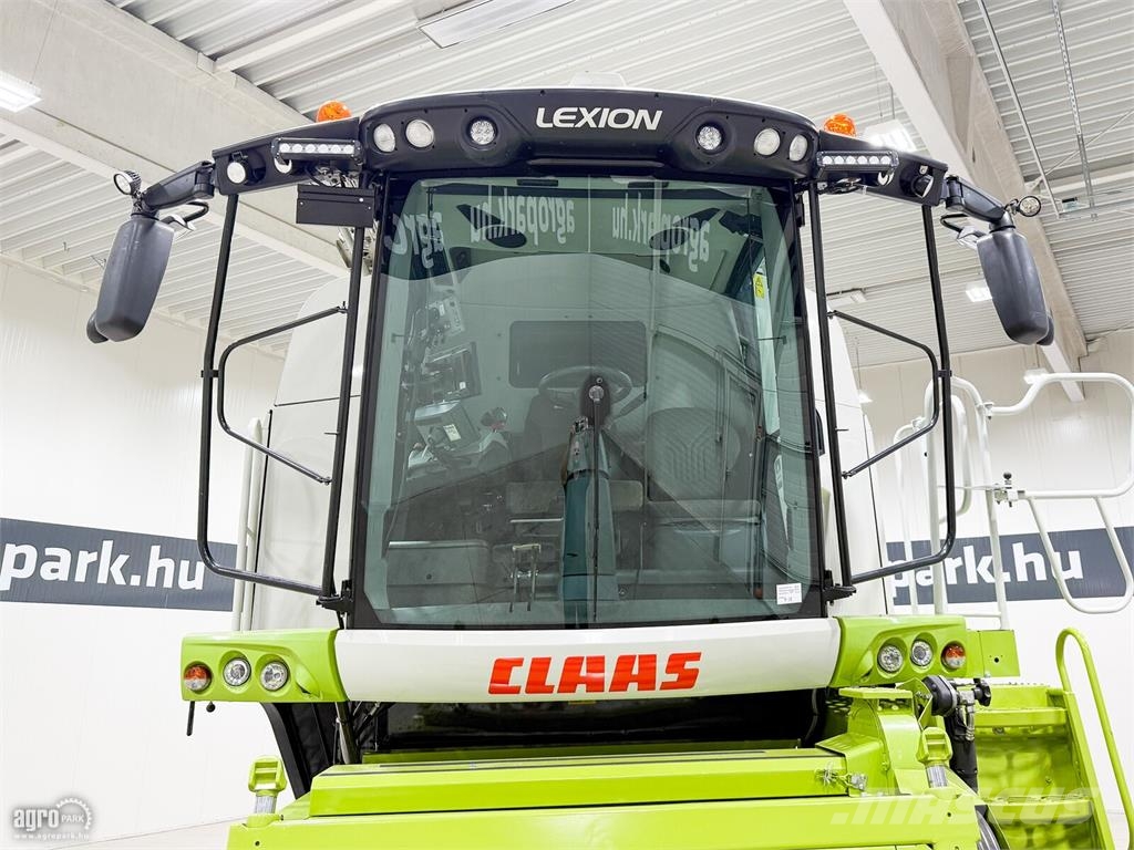 CLAAS Lexion 780TT 4WD 10,8 m V1080 vágóasztal, szállító Combine harvesters