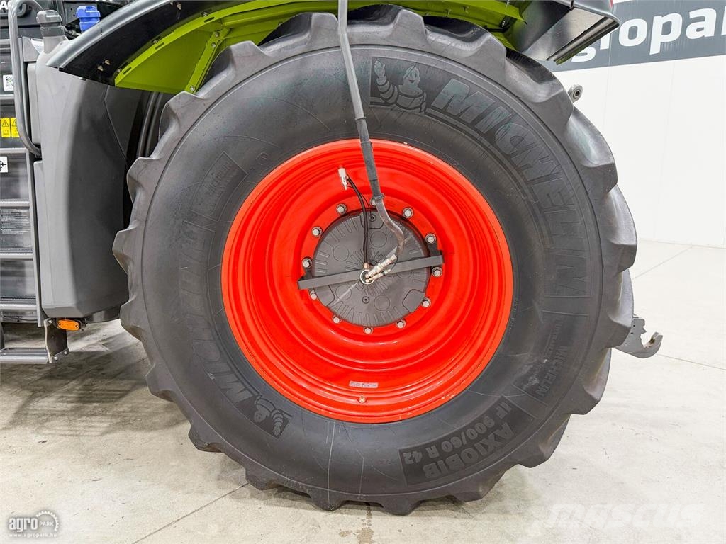 CLAAS Xerion 5000 ZF 50 km/h, rugózott fülke, RTK S10, l Tractors