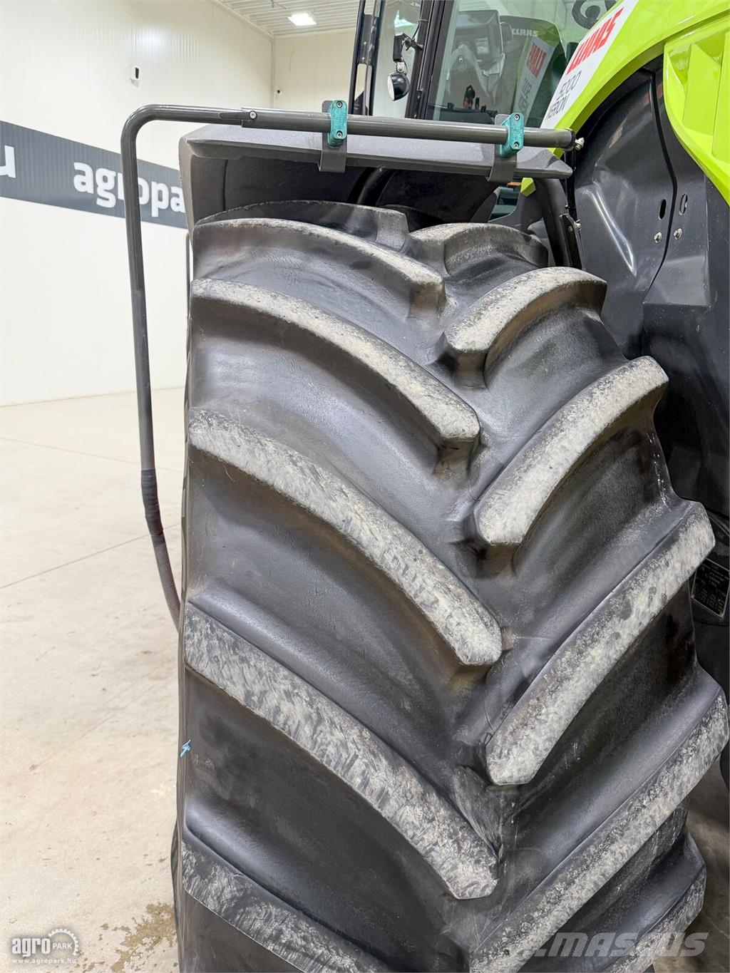 CLAAS Xerion 5000 ZF 50 km/h, rugózott fülke, RTK S10, l Tractors