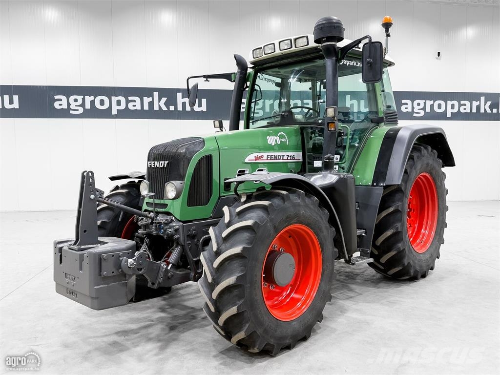 Fendt 716 Vario 50 km/h Vario váltó, rugózott híd és fül Трактори