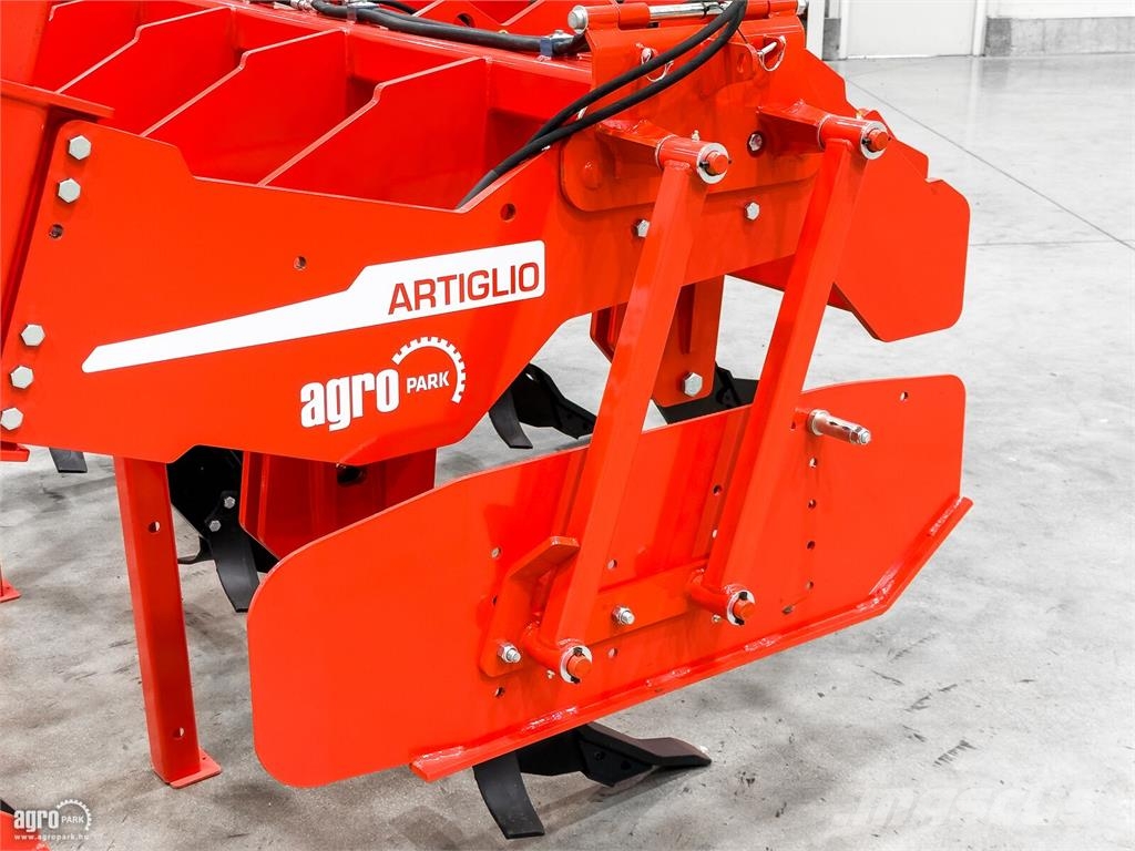 Gaspardo Artiglio 250/5 5 késes, 2,5 m széles, 55 cm munkam خداشات