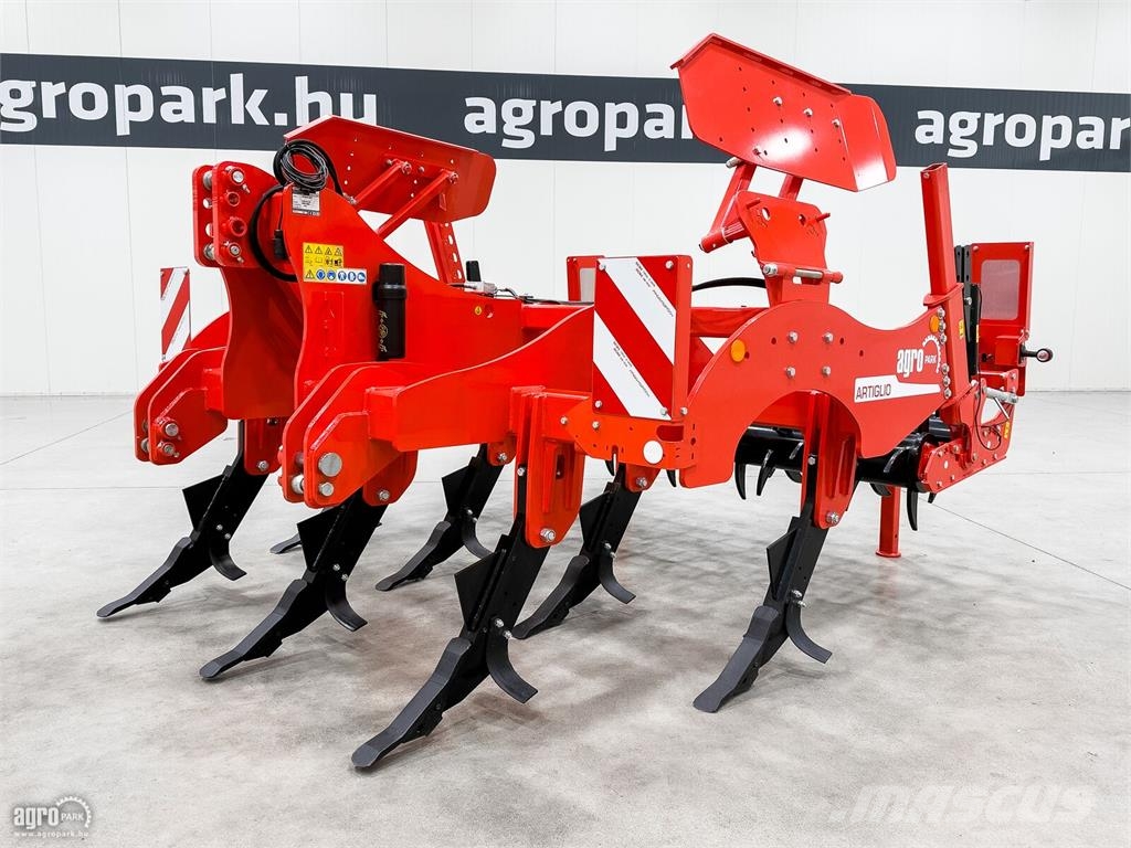 Gaspardo Artiglio 300/7 7 késes, 3 m széles, 55 cm munkamél خداشات