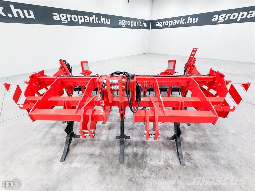 Gaspardo Artiglio 400/7 7 késes, 4 m széles, 55 cm munkamél Escarificadoras