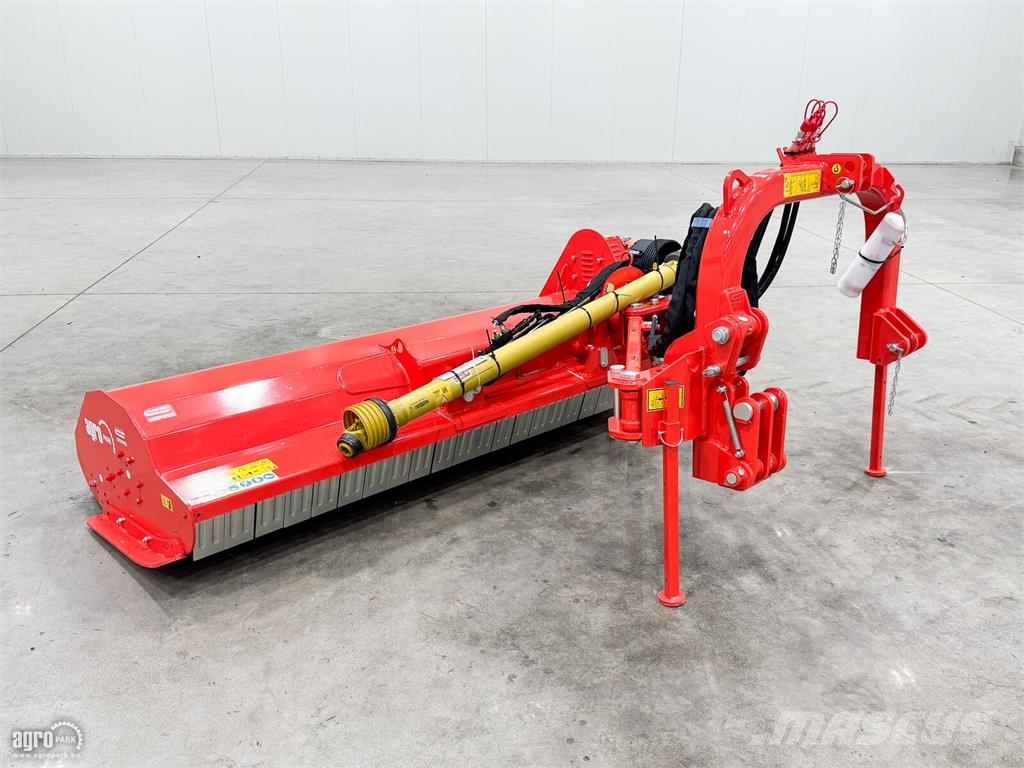 Gaspardo Giraffa XL 210 SE 2,12 m munkaszélességű szárzúzó, ماكينات جز العشب