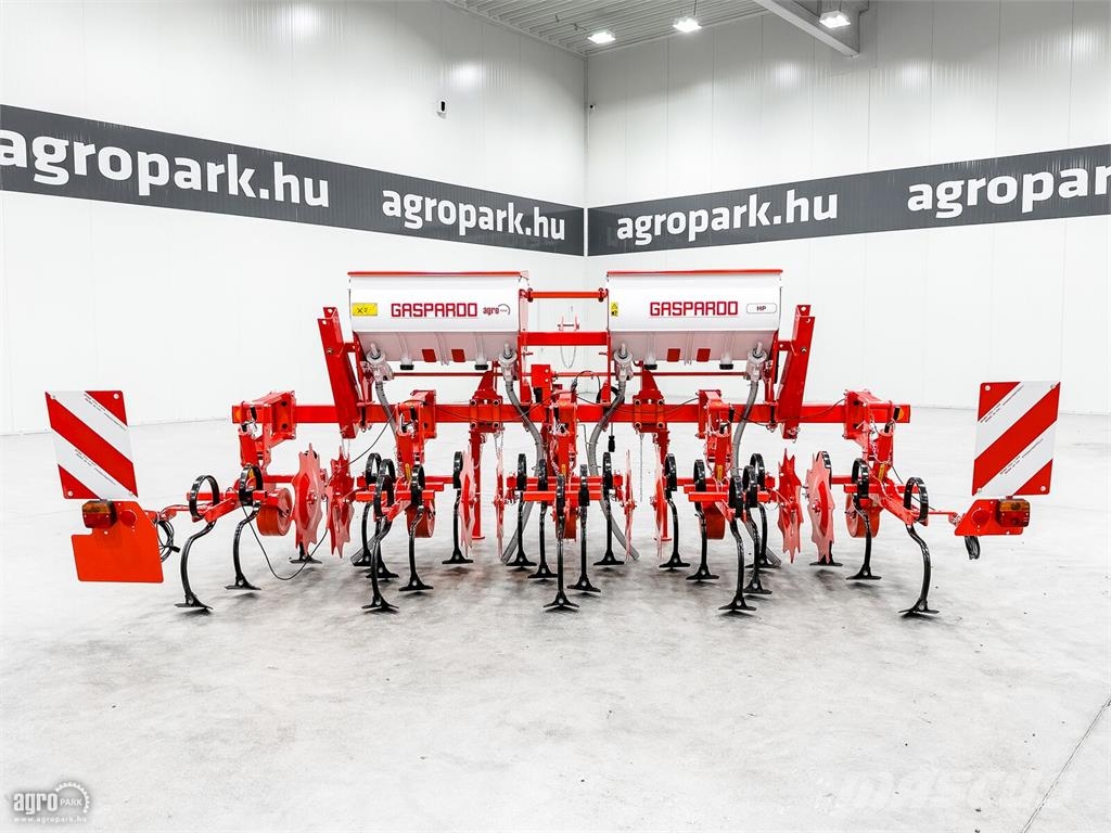 Gaspardo HP4 4 soros sorközművelő, 2 x 160 l műtrágyatartál Cultivatoare