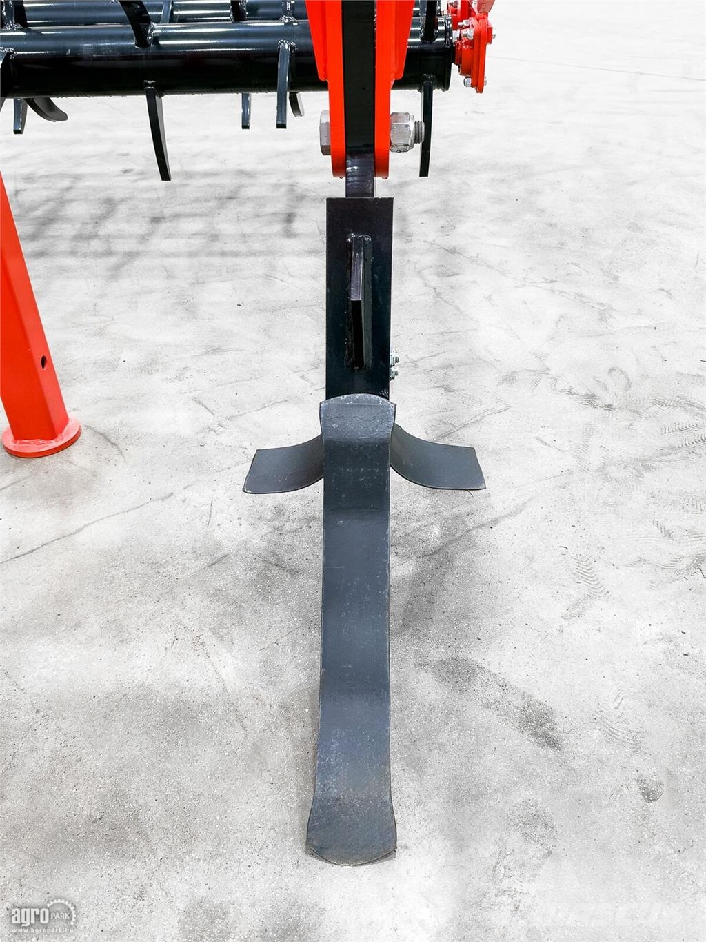Gaspardo Pinocchio 250/5 2,5 m talajlazító, 45 cm munkamély خداشات