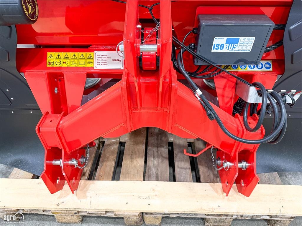 Gaspardo Primo EW332 Isotronic Efficient 3210 literes, 12-3 Mineraldüngerstreuer