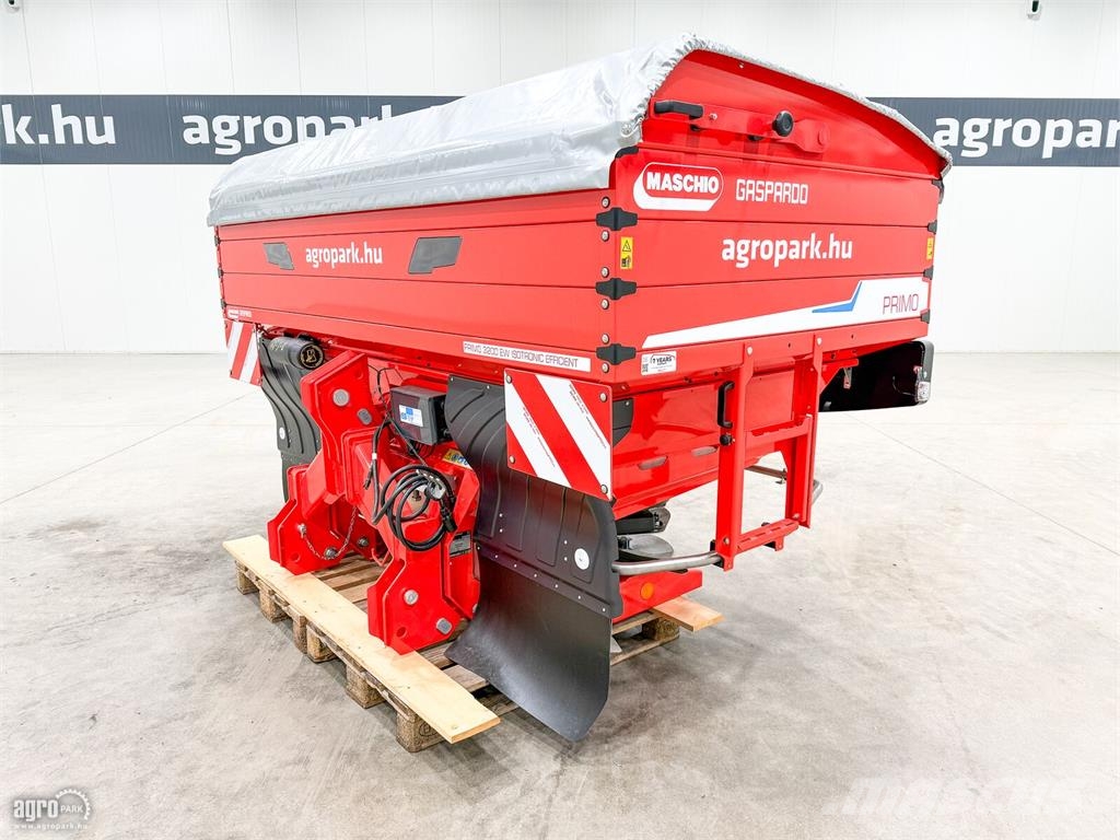 Gaspardo Primo EW332 Isotronic Efficient 3210 literes, 12-3 Mineraldüngerstreuer
