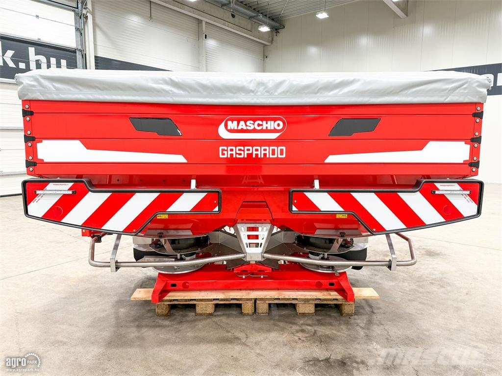 Gaspardo Primo EW332 Isotronic Efficient 3210 literes, 12-3 Mineraldüngerstreuer