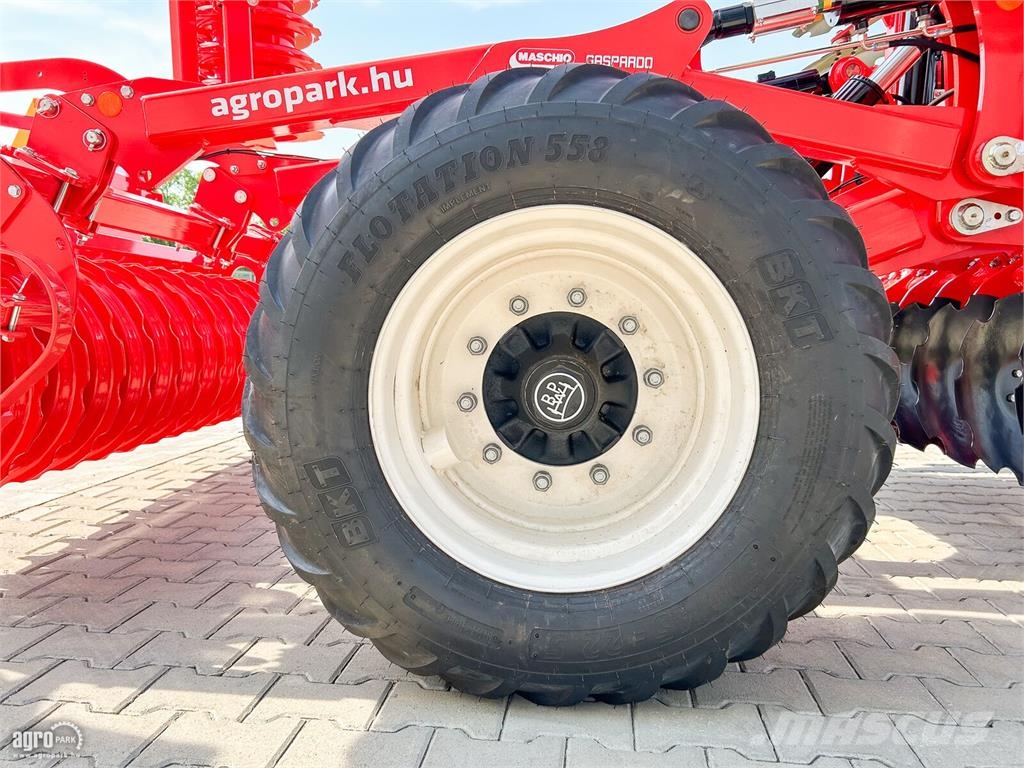 Gaspardo Veloce T 700 7m-es tárcsa, könnyű tárcsás borona, Disku lobītāji/ecēšas