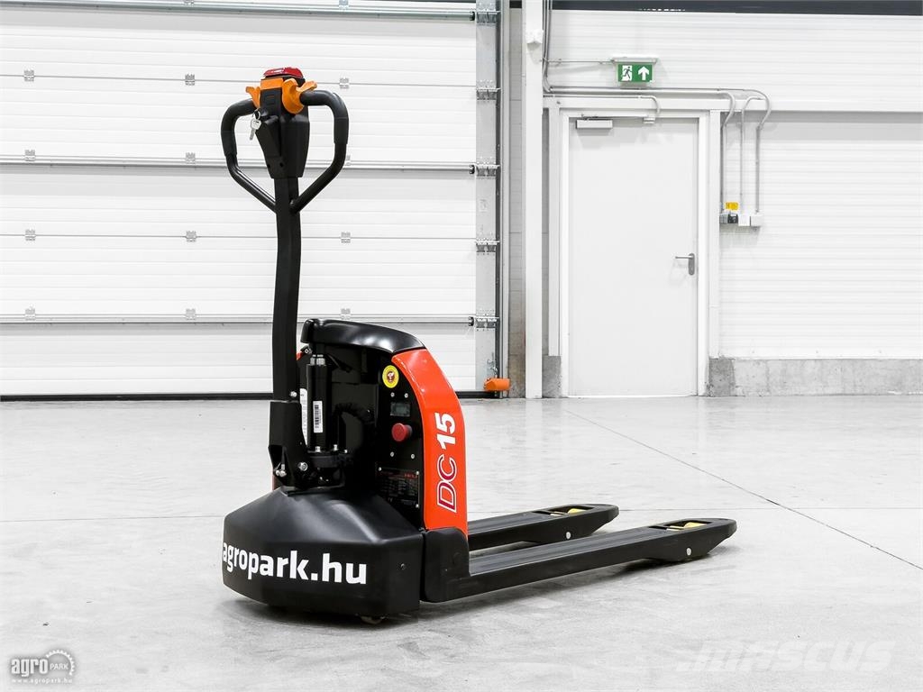 Heli 1,5 t raklapemelő Käyden ajettavat pinoamistrukit