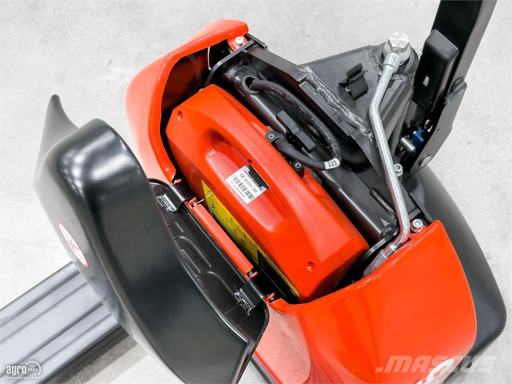 Heli 1,5 t raklapemelő Käyden ajettavat pinoamistrukit