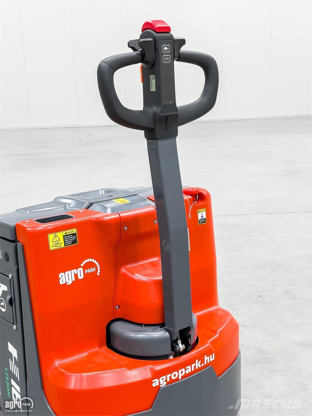 Heli 1,6 t raklapemelő 포크리프트