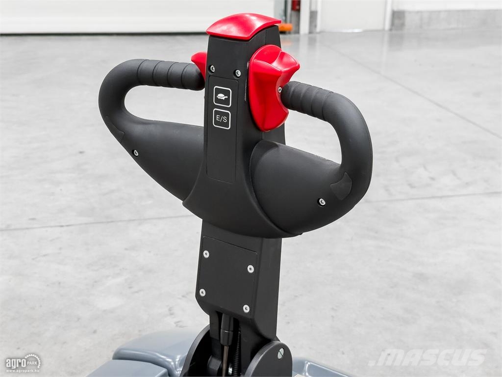 Heli 2,5 t raklapemelő 보행식 리치 지게차