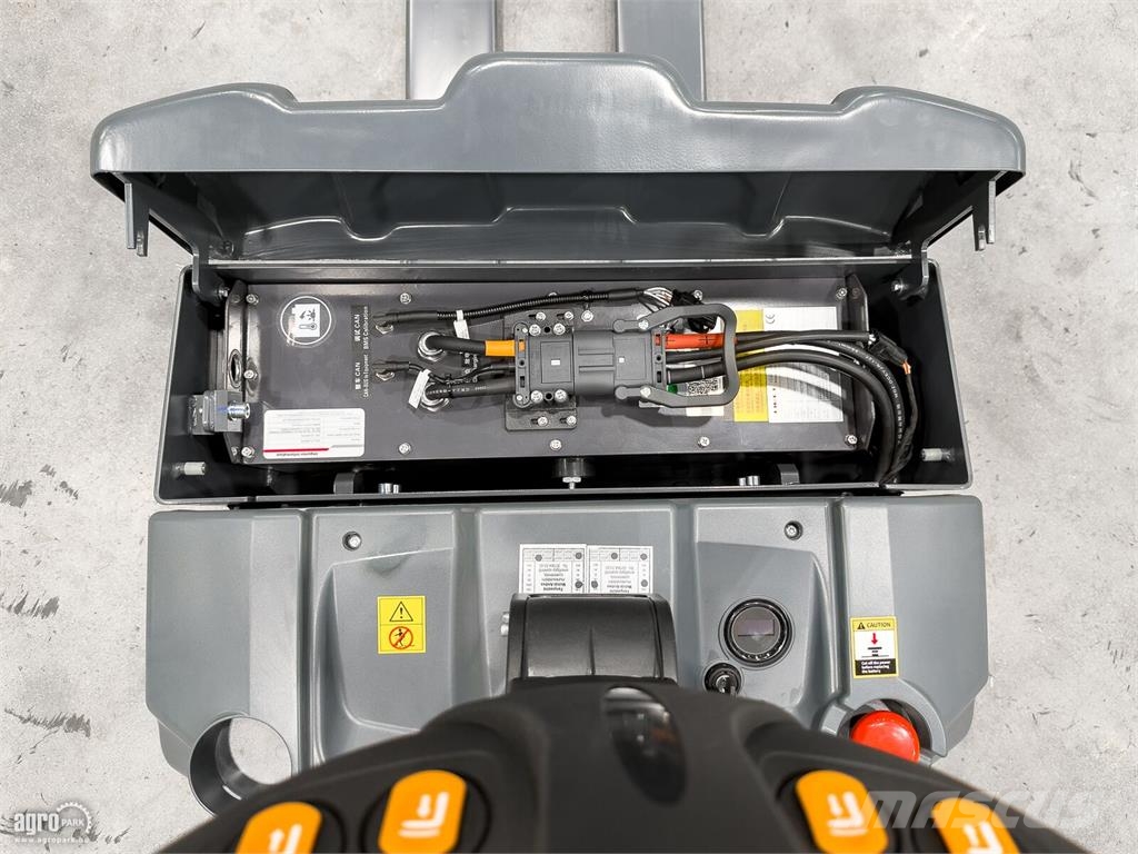 Heli 2,5 t raklapemelő 보행식 리치 지게차