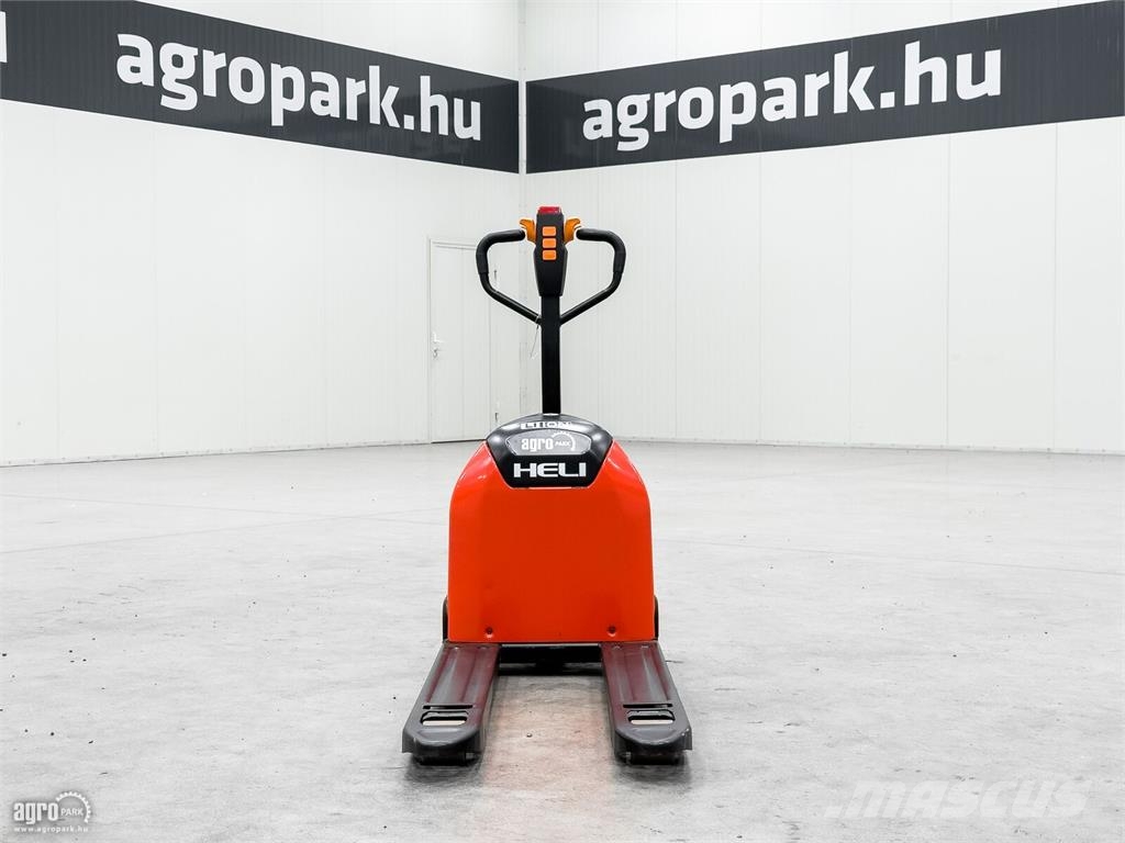 Heli 2 t raklapemelő 포크리프트