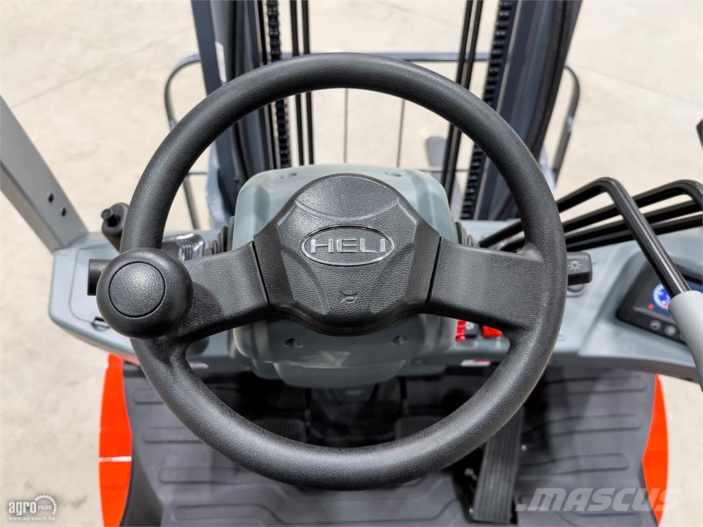 Heli G3 2,5 tonnás Dízel targonca 3,3 méteres emeléssel Dīzeļa autoiekrāvēji