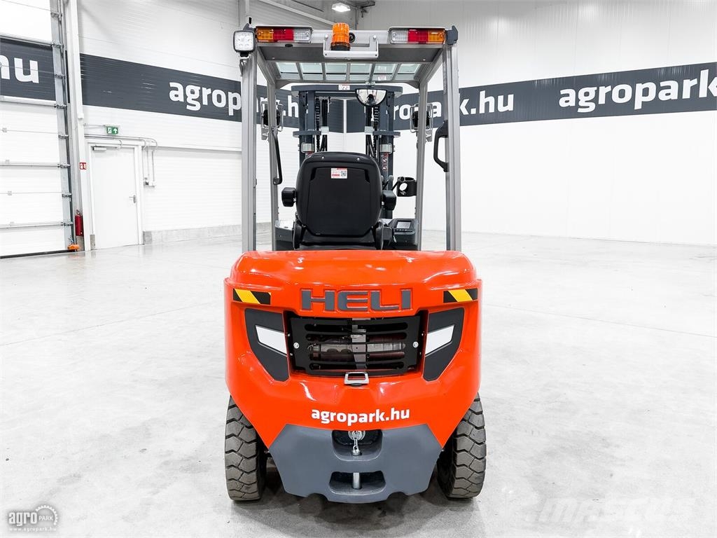 Heli G3 2,5 tonnás Dízel targonca 3,3 méteres emeléssel Dīzeļa autoiekrāvēji