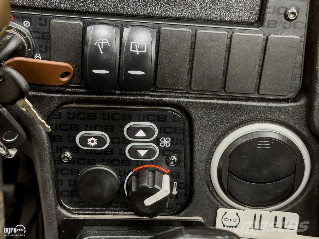 JCB 531-70 Joystcik, klíma, Powershift, raklapvilla, Q Συστήματα τηλεχειρισμού για τη γεωργία