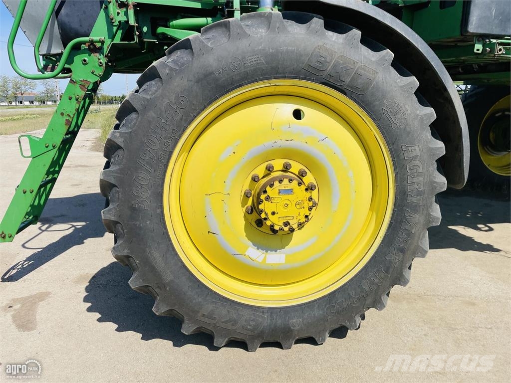 John Deere 4830 Selbstfahrende Sprühgeräte