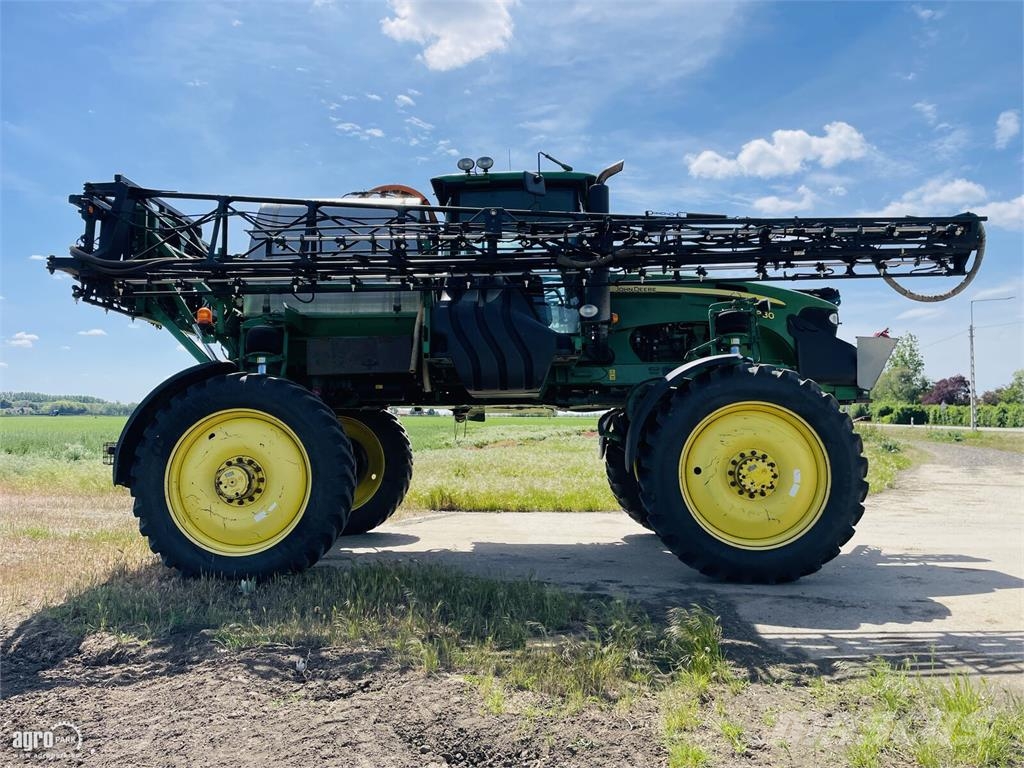 John Deere 4830 Selbstfahrende Sprühgeräte