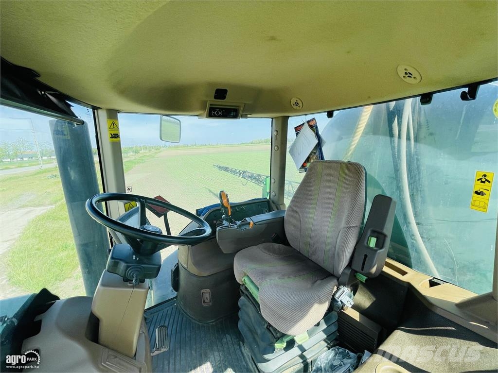 John Deere 4830 Selbstfahrende Sprühgeräte