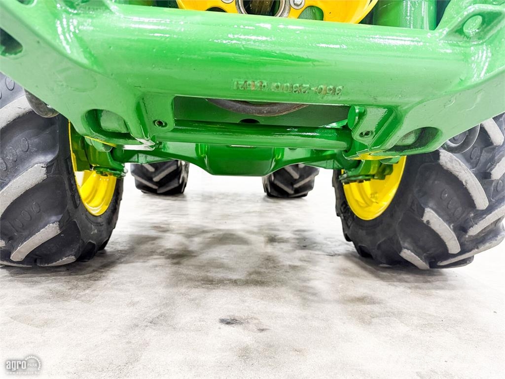John Deere 5105GN 24/12 elektrohidraulikus Hi-Lo váltó, 40 km Trattori