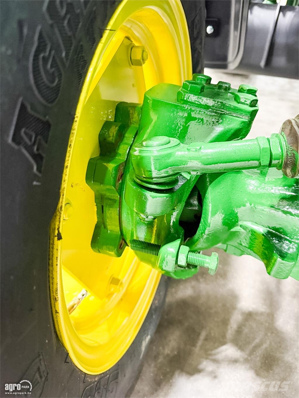 John Deere 5105GN 24/12 elektrohidraulikus Hi-Lo váltó, 40 km Trattori