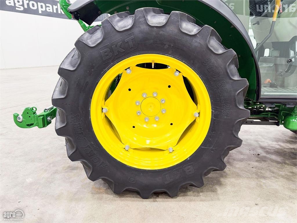 John Deere 5105GN 24/12 elektrohidraulikus Hi-Lo váltó, 40 km Traktoren