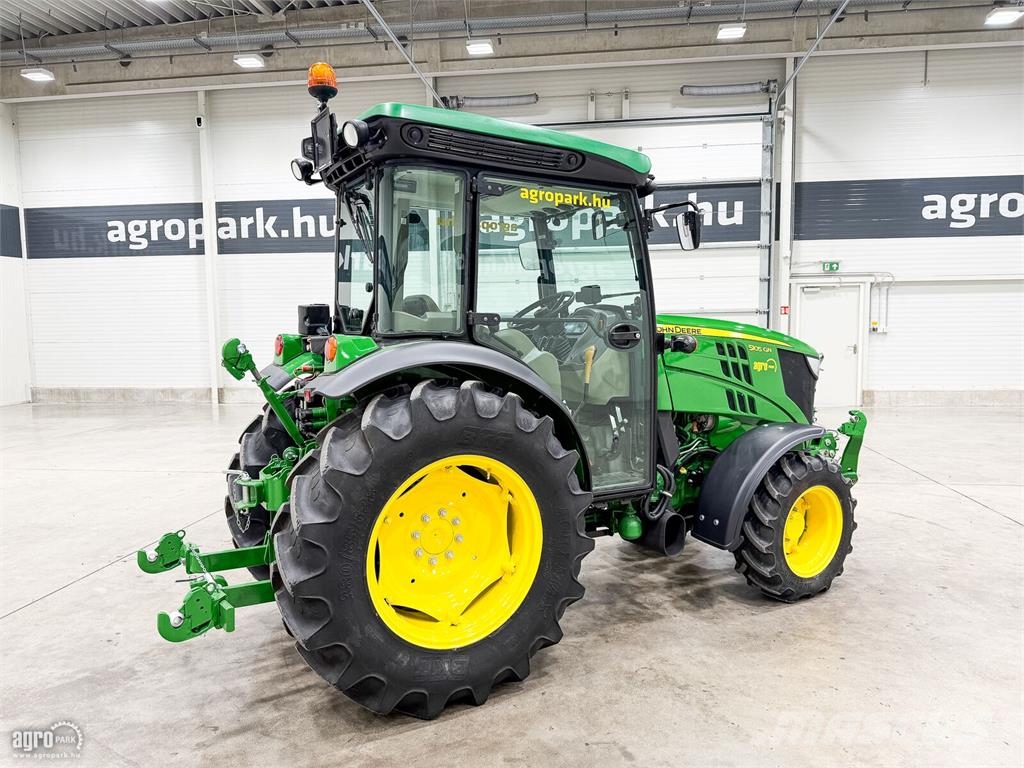 John Deere 5105GN 24/12 elektrohidraulikus Hi-Lo váltó, 40 km Trattori