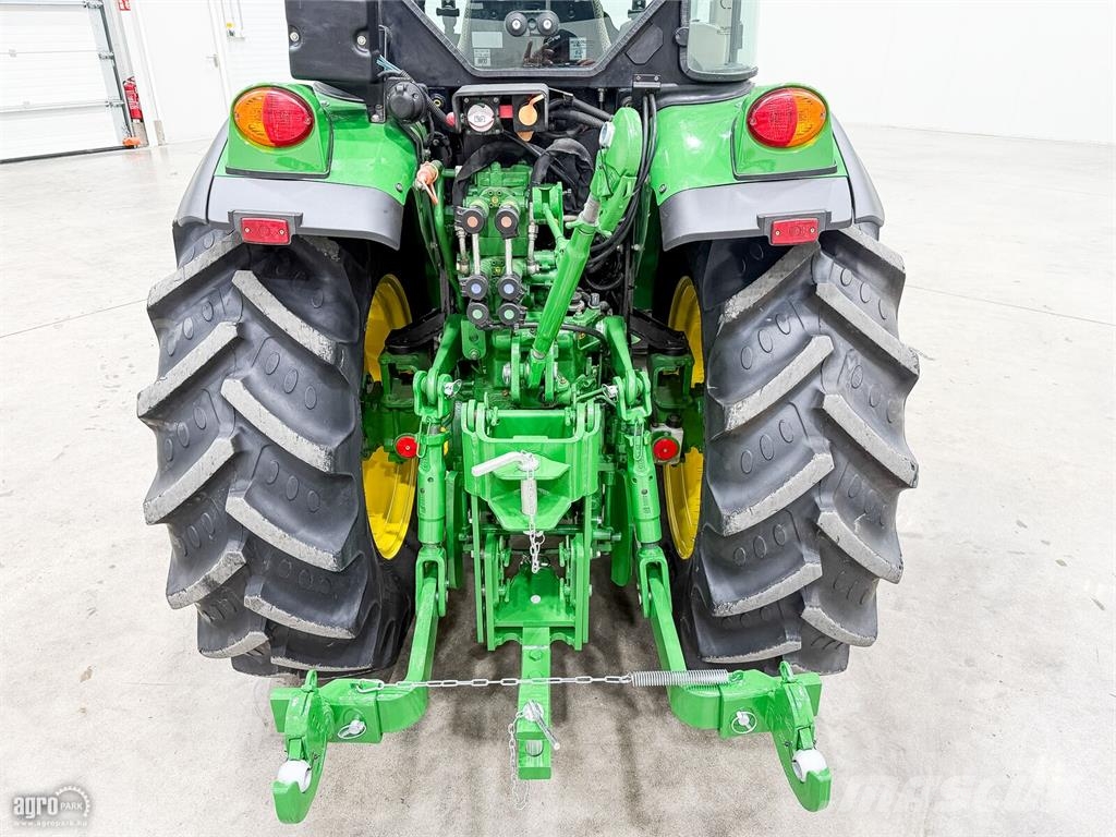 John Deere 5105GN 24/12 elektrohidraulikus Hi-Lo váltó, 40 km Trattori