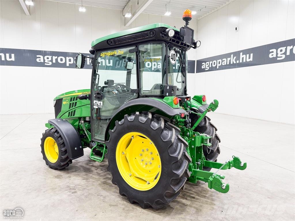John Deere 5105GN 24/12 elektrohidraulikus Hi-Lo váltó, 40 km Traktoren