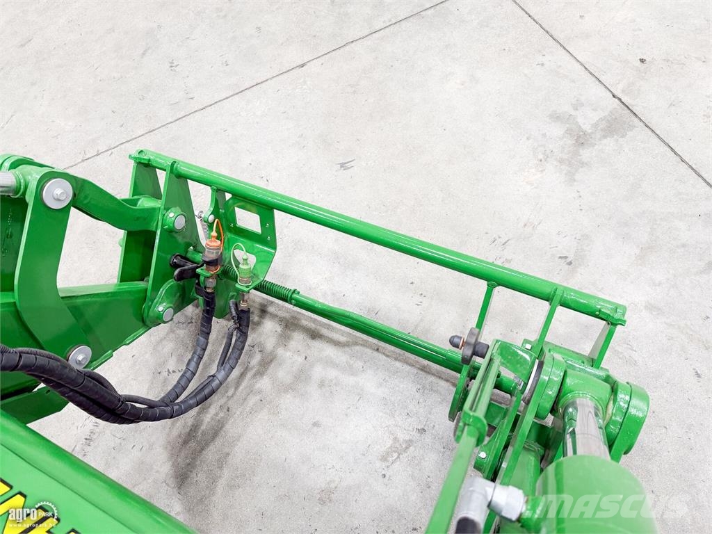 John Deere 6120M AutoQuad 24/24 40 km/h, rugózott híd, rugózo Трактори