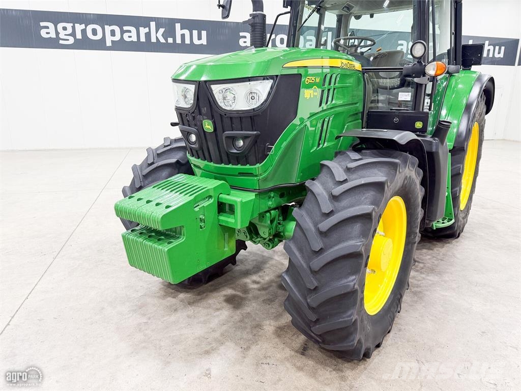 John Deere 6125M PowerQuad Plus 40 km/h váltó, rugózott híd, Traktoren