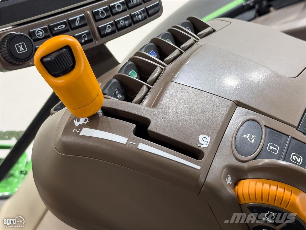 John Deere 6130R Traktorer