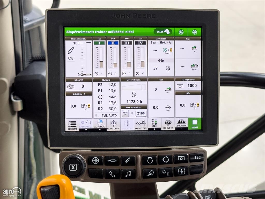 John Deere 6130R Traktorer