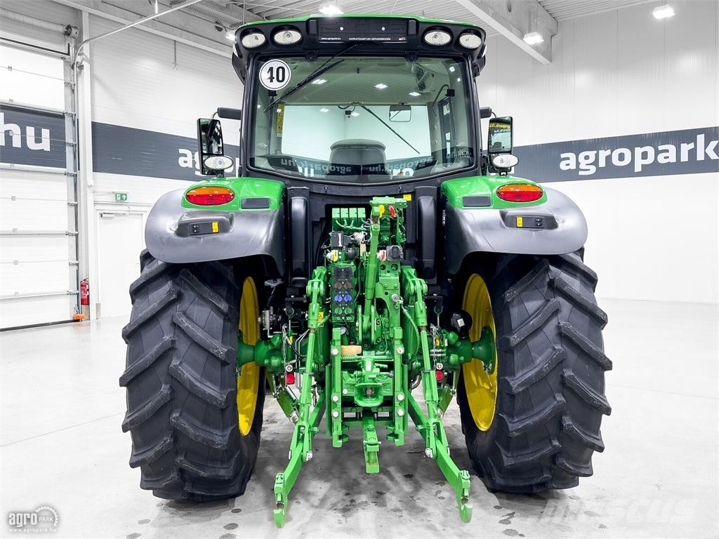John Deere 6130R Traktorer