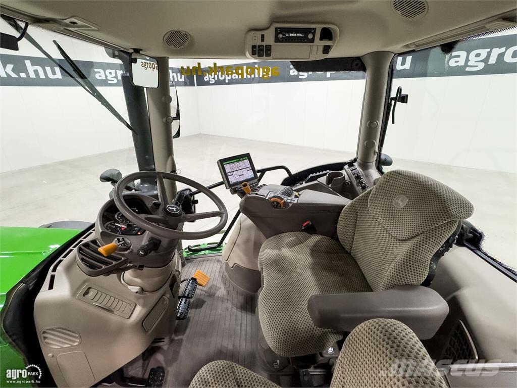John Deere 6130R Traktorer