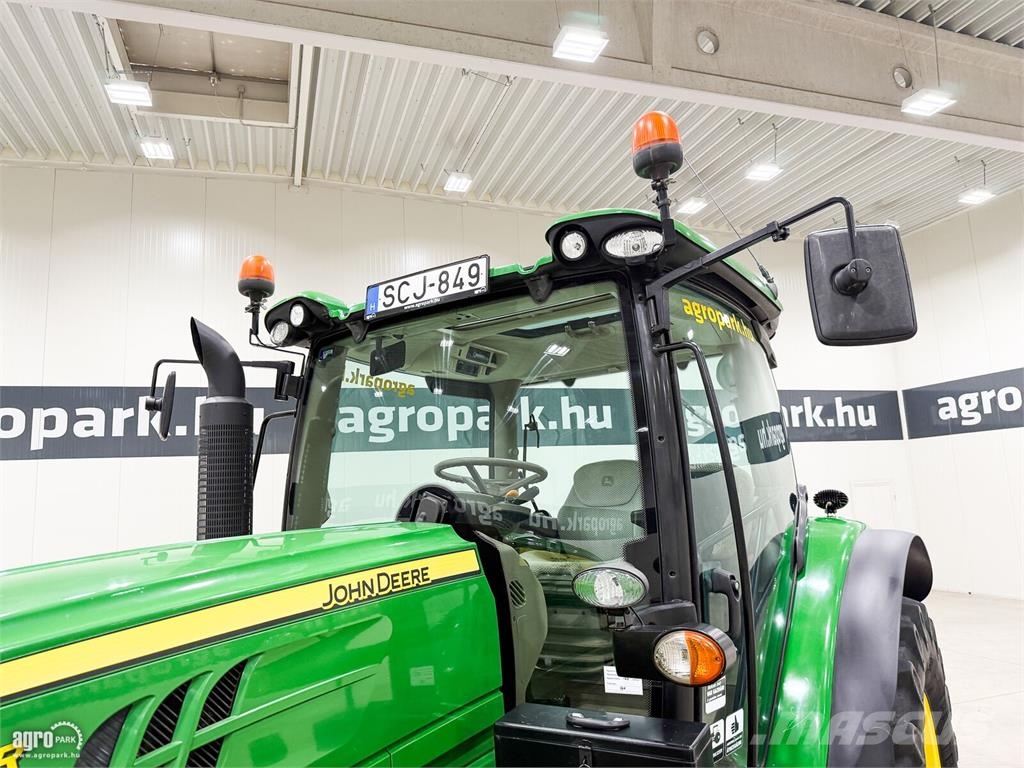 John Deere 6150R AutoQuad Plus 20/20 50 km/h váltó, rugózott الجرارات